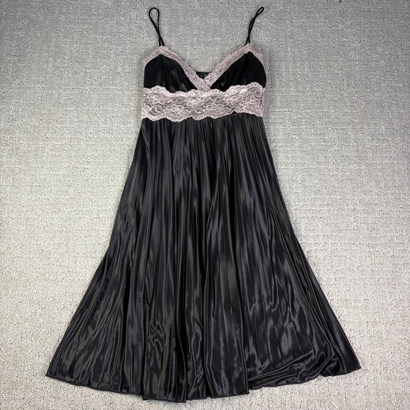 XOXO Other - Vintage XOXO Y2K Lace Babydoll Top Black Pleated USA Mini Dress M Fairy Chic